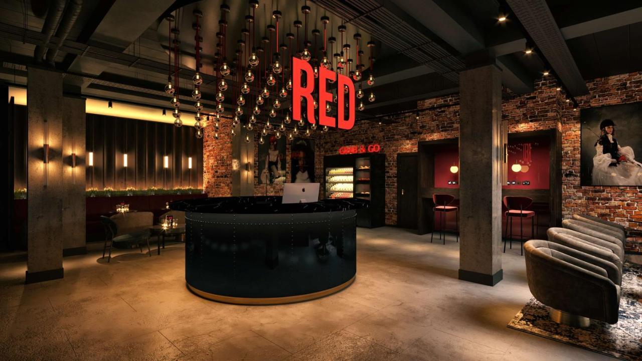 Hotel Radisson Red London Gatwick Airport Crawley  Exterior foto